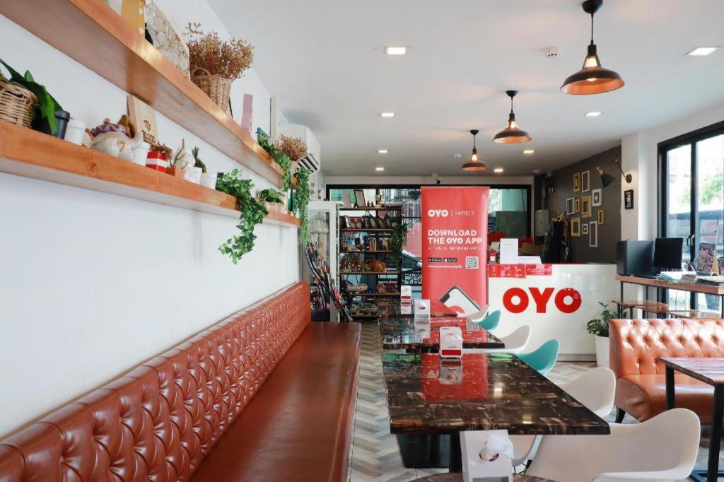 OYO 531 Le Light House&Hostel Chiang Mai Buitenkant foto